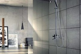 Lợi ích không thể ngờ từ việc tắm vòi hoa sen