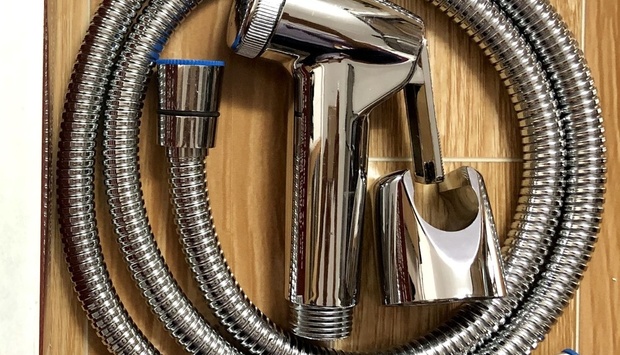 Vòi xịt rửa nhà vệ sinh giá phân phối rẻ nhất tại Đà Nẵng