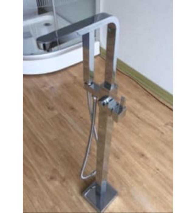 Sen bồn tắm đặt sàn Bancoot SBD 51033