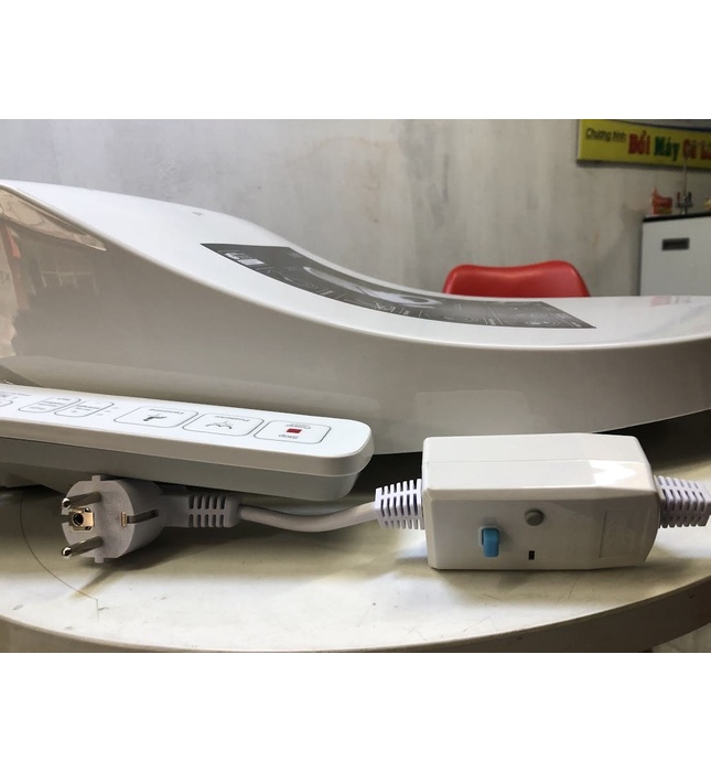 Nắp bồn cầu rửa điện tử thông minh Inax CW-H18VN