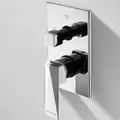 Bộ điều chỉnh nhiệt độ sen tắm Bravat P69197C-2-ENG