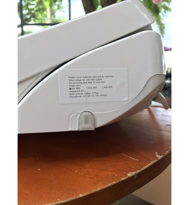 Nắp bồn cầu điện tử Hàn Quốc Trevi ALB-3600