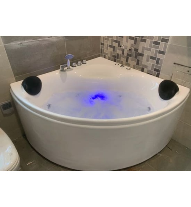 Bồn tắm góc 1.4m Ares AR3141