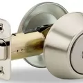 Khóa Cóc Một Đầu Chìa Một Đầu Vặn Yale V8111 US32D