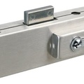 Kẹp Khóa Góc Yale L010 US32D Màu Inox Bóng
