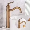 Vòi Lavabo Nóng Lạnh Màu Vàng Thân Cao CleanMax VDC323