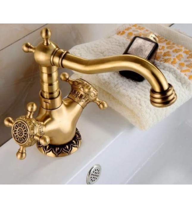 Vòi chậu rửa mặt mạ vàng CleanMax CM9901