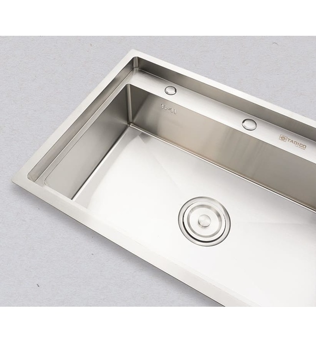 Chậu rửa bát đúc 1 hố SUS304 Tadico LUX.D.78.50.4.GB