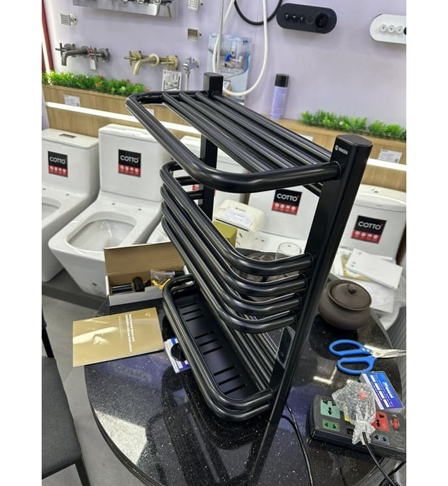 Giàn sấy khăn mặt khăn tắm màu đen Miken G900B