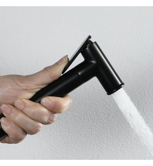 Vòi xịt vệ sinh màu đen Miken XB091