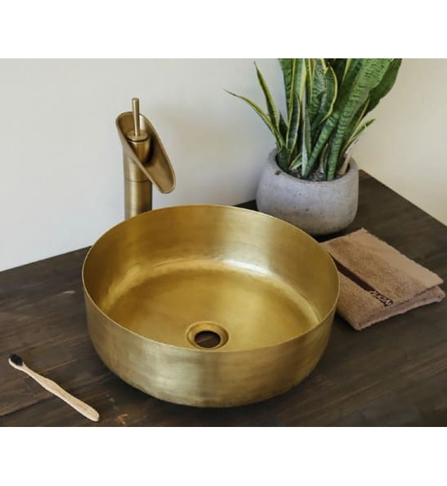 Chậu lavabo đặt bàn đồng Kanly RSC401V 