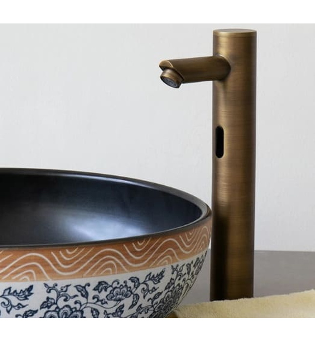 Vòi lavabo nóng lạnh bằng đồng cổ điển Kanly GCAC1 