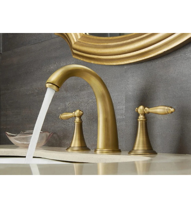 Vòi lavabo nóng lạnh 3 lỗ bằng đồng cổ điển Kanly GCB02 