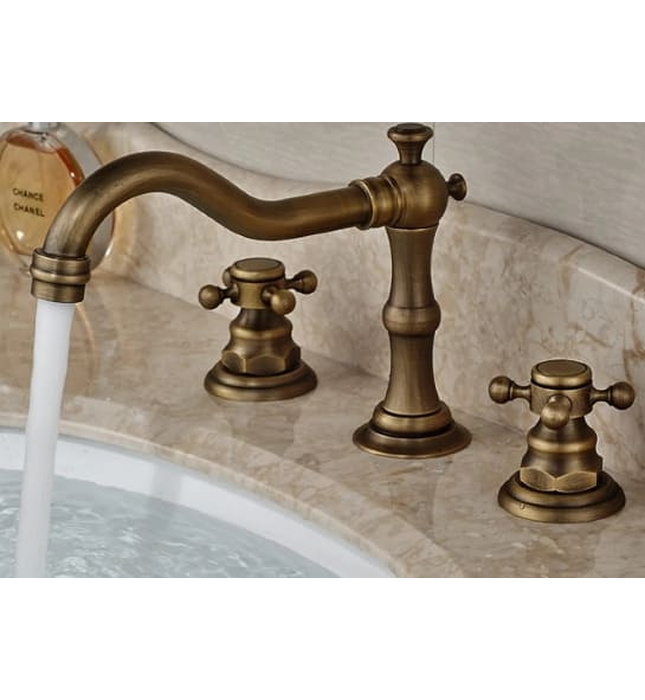 Vòi lavabo nóng lạnh 3 lỗ bằng đồng cổ điển Kanly GCB07 