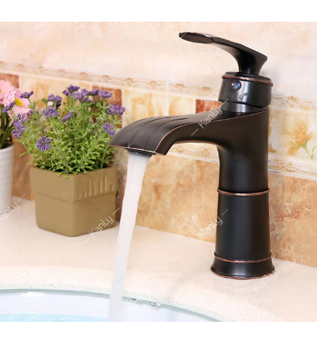 Vòi lavabo nóng lạnh màu đen Kanly GCV41B 