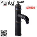 Vòi lavabo nóng lạnh màu đen hình ống tre Kanly GCV02B 