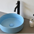 Chậu lavabo đặt bàn sứ tròn màu xanh da trời Kanly SU525 