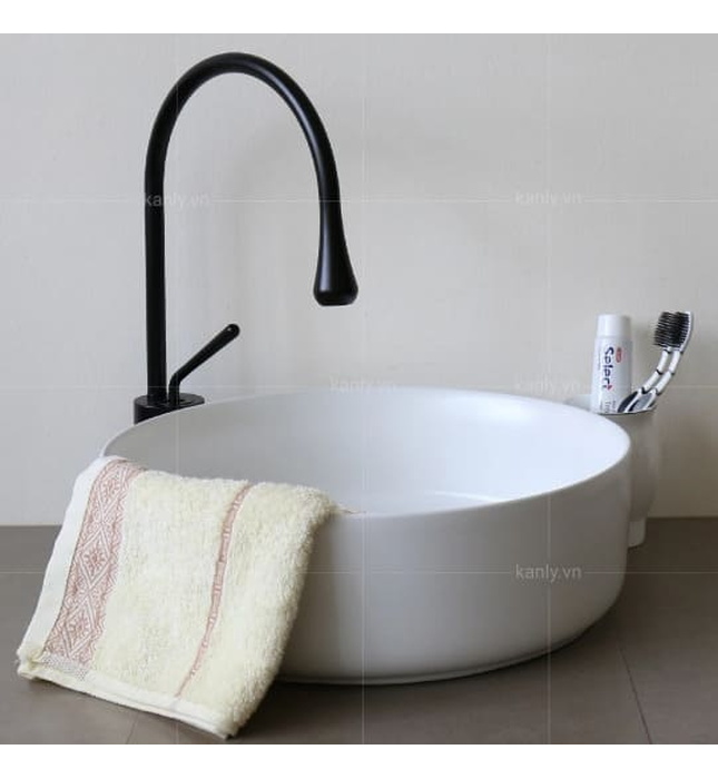 Vòi lavabo nóng lạnh màu đen thân cao Kanly GCC20B 