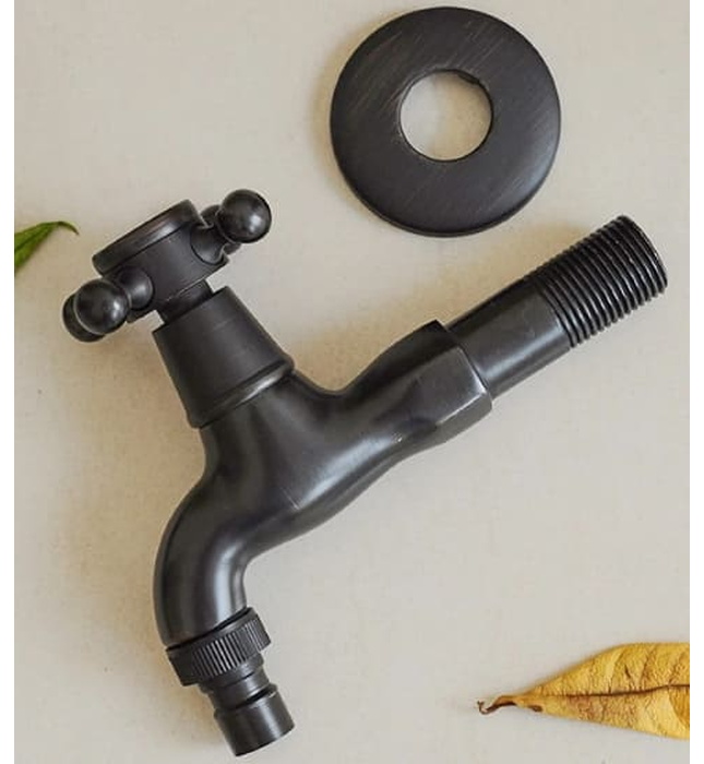 Vòi nước lạnh bằng đồng màu đen gắn tường Kanly GCT01B 