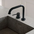 Vòi lavabo nóng lạnh màu đen âm bàn Kanly GCC40B 