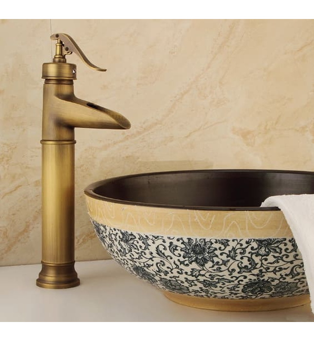 Vòi chậu nóng lạnh đồng thau Haduvico VR027