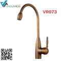 Vòi rửa bát nóng lạnh Haduvico VR073