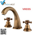 Vòi chậu nóng lạnh 3 lỗ đồng thau Haduvico VR035