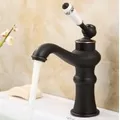 Vòi chậu nóng lạnh đồng thau màu đen Haduvico VR056