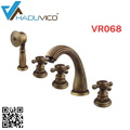 Sen bồn tắm gắn bồn 5 lỗ nóng lạnh bằng đồng Haduvico VR068