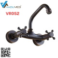 Vòi chậu nóng lạnh gắn tường đồng thau Haduvico VR052