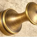 Móc treo áo bằng đồng Haduvico PK095