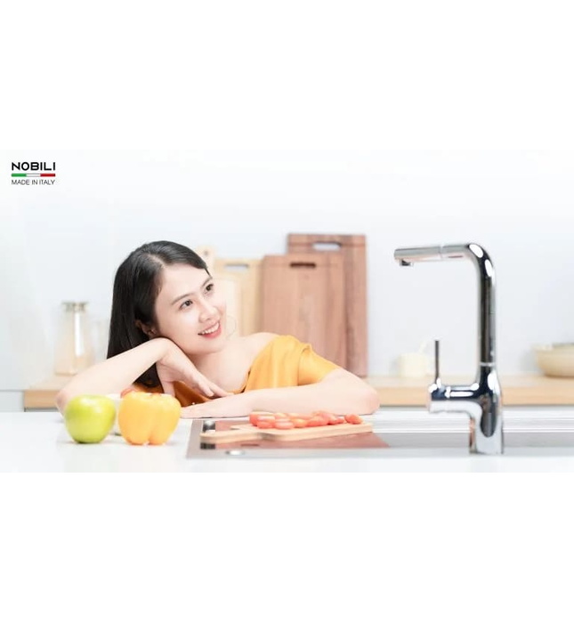 Vòi bếp nóng lạnh dây rút Italy Nobili Mania NB215T (CU128117/1CR)