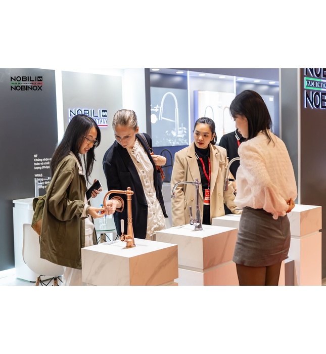 Vòi bếp nóng lạnh tân cổ điển đỏ hồng Ý Nobili Charlie NB255C (CH75513RA)