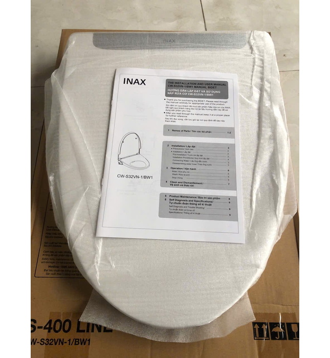 Nắp bàn cầu kết hợp vòi xịt rửa cơ Inax CW-S32VN