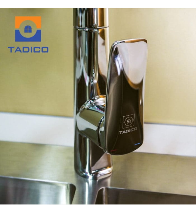 Vòi rửa chén nóng lạnh Tadico LUX-VRB.03