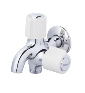 Vòi Sen Lạnh Liền Vòi Gắn Tường Núm Nhựa Xoay Caesar W038C