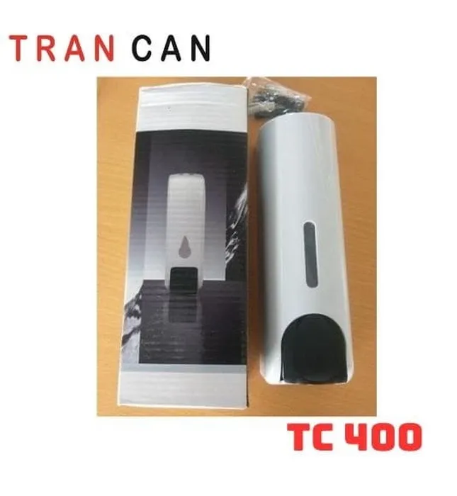 Hộp xịt xà phòng treo tường nhựa Trần Can TC 400