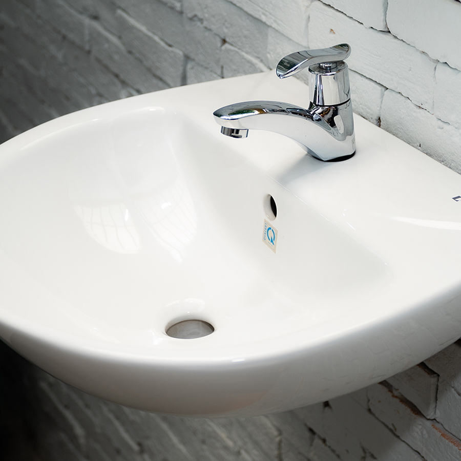 Chậu rửa mặt treo tường 1 lỗ Inax L-285VFC