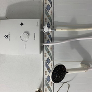 Bình nước nóng trực tiếp Ariston Aures Easy 4.5P ( có bơm )