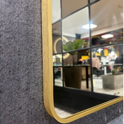 Gương khung nhôm màu vàng hình chữ nhật 50x70cm GLS VF12R30