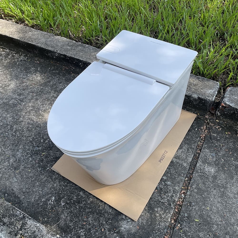 Bàn cầu đặt sàn nắp êm American Standard WP-3232 