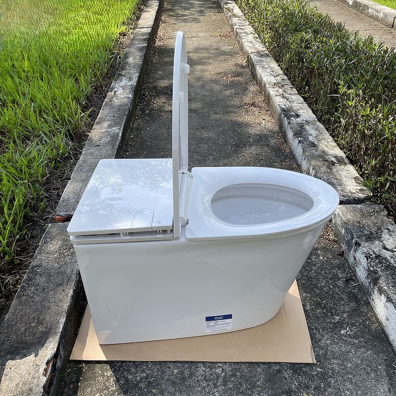 Bàn cầu đặt sàn nắp êm American Standard WP-3232 