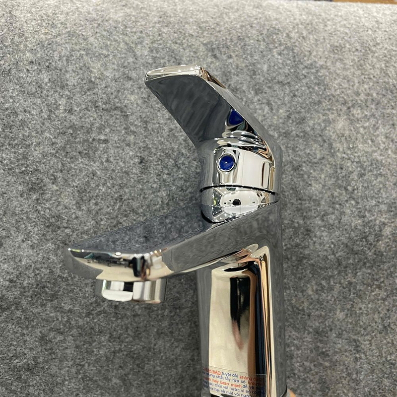 Vòi lavabo lạnh Caesar B119C