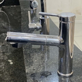 Vòi Lavabo Nóng Lạnh 1 Chân Dây  Rút Caesar B196C