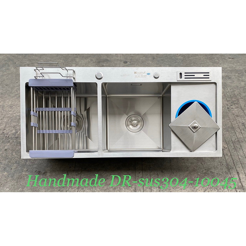 Chậu rửa bát inox 2 hố cân có bàn, cài dao Kagol K10045 DR 304