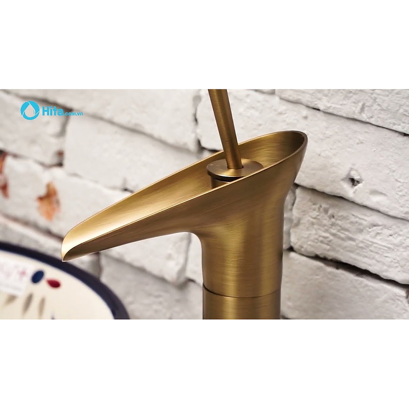 Vòi lavabo nóng lạnh bằng đồng cổ điển Kanly GCA07