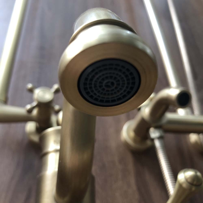 Vòi lavabo nóng lạnh bằng đồng cổ điển Kanly GCA16