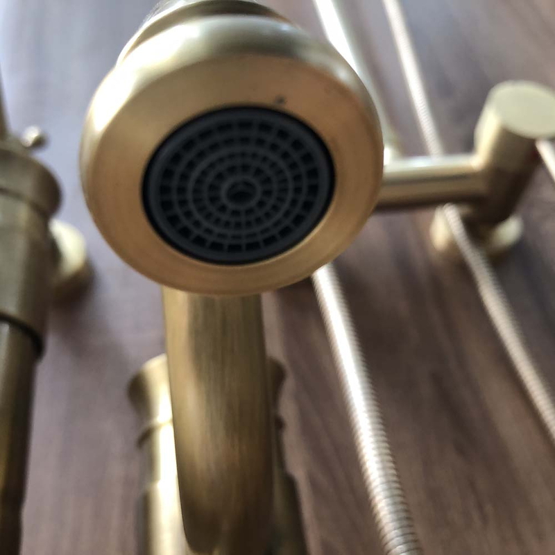 Vòi lavabo nóng lạnh bằng đồng cổ điển Kanly GCV16