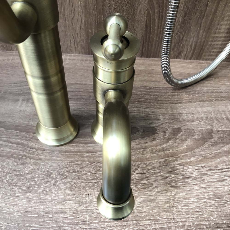 Vòi lavabo nóng lạnh bằng đồng cổ điển Kanly GCV16