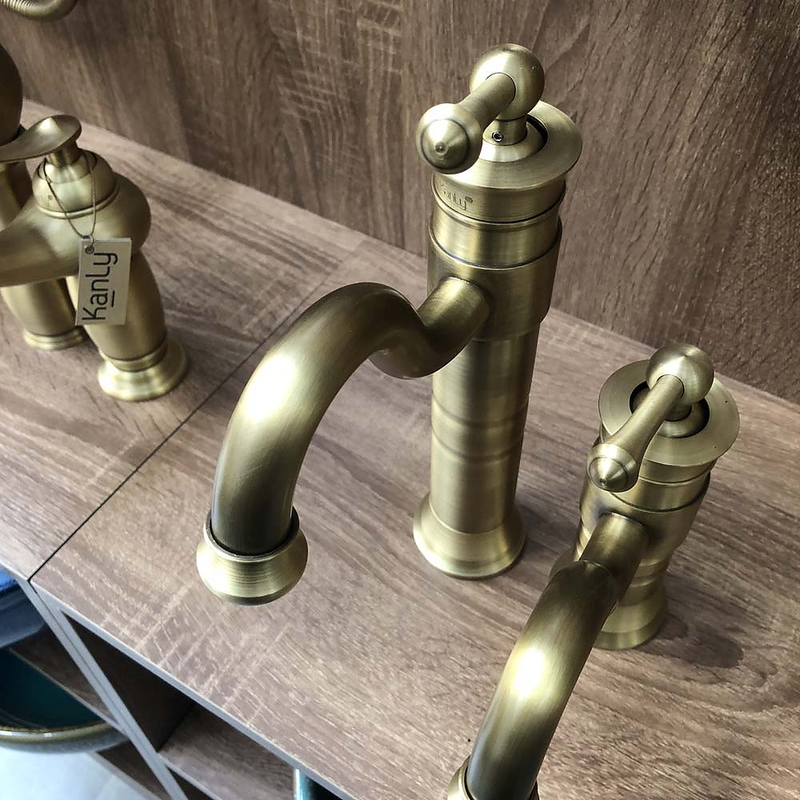 Vòi lavabo nóng lạnh bằng đồng cổ điển Kanly GCV16